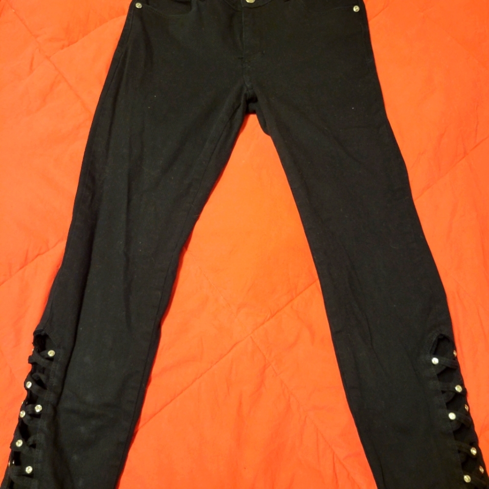 Black Jeans